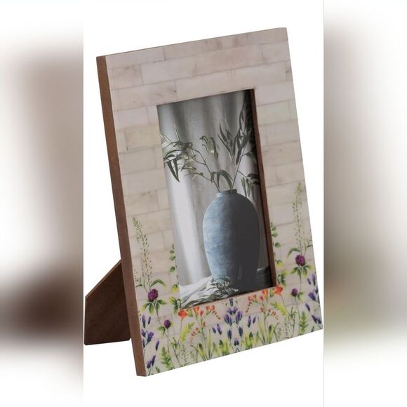 Floral Accent Photo Frame, For Pictures 4X6 - Picture 1 of 13